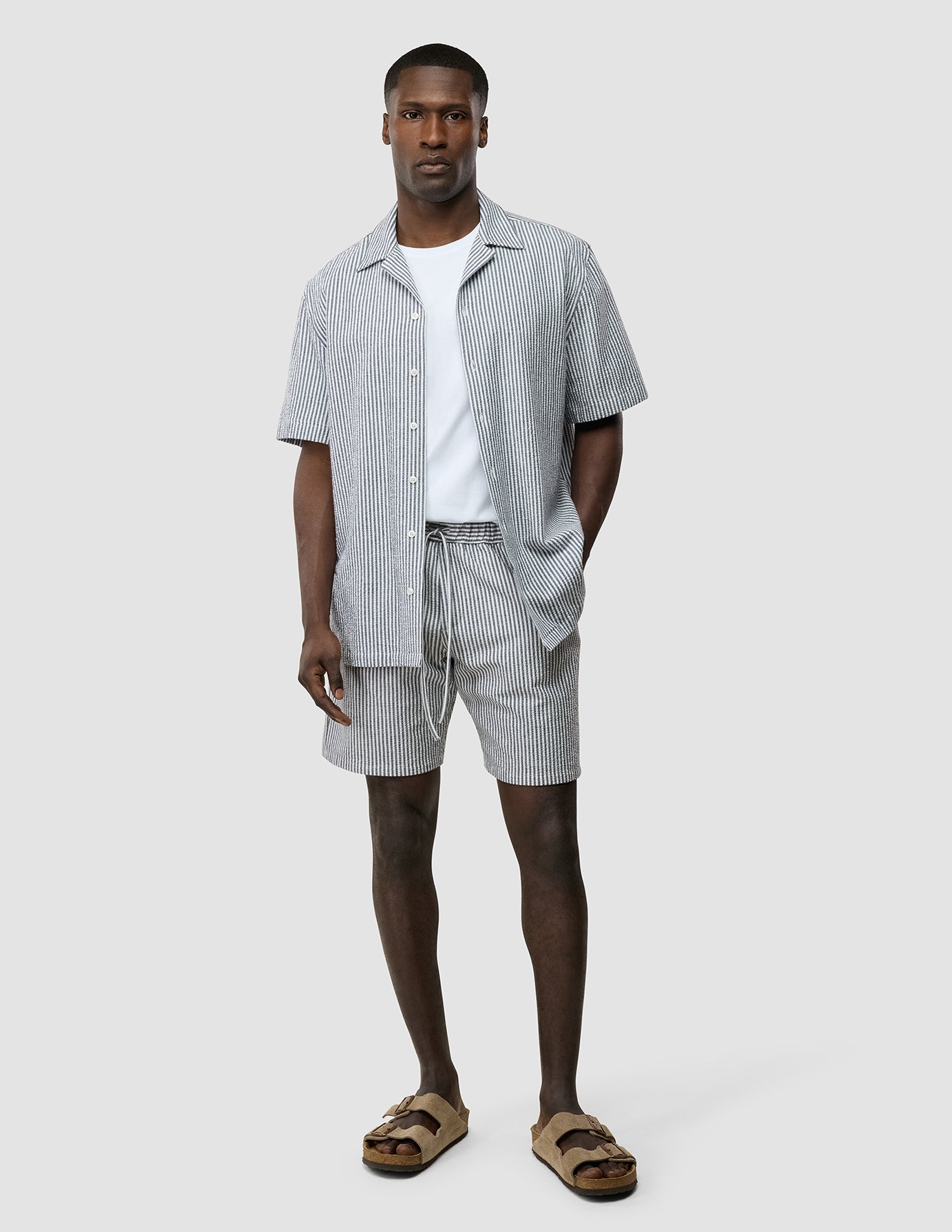 Seersucker Short Sleeve Shirt Navy Stripes